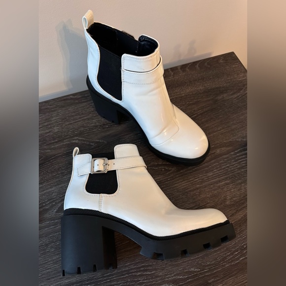 SOLD 🔺 Mix No. 6 Videl Chelsea Boots - Picture 3 of 5